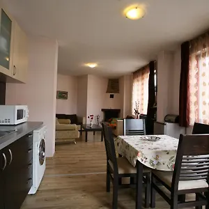 Simeon Apartment